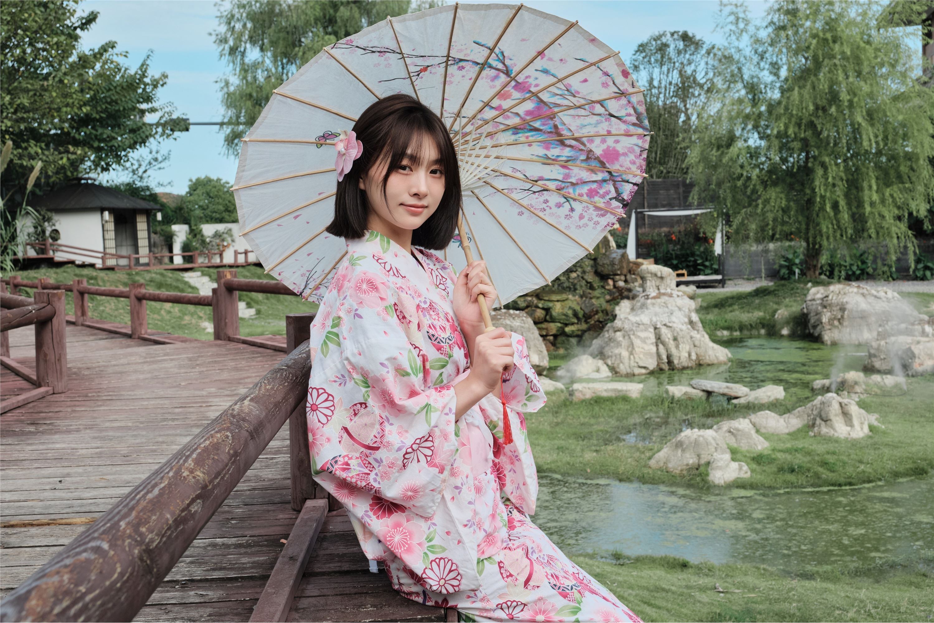 YITUYU艺图语 2025.01.09 和服浴袍 晓晓